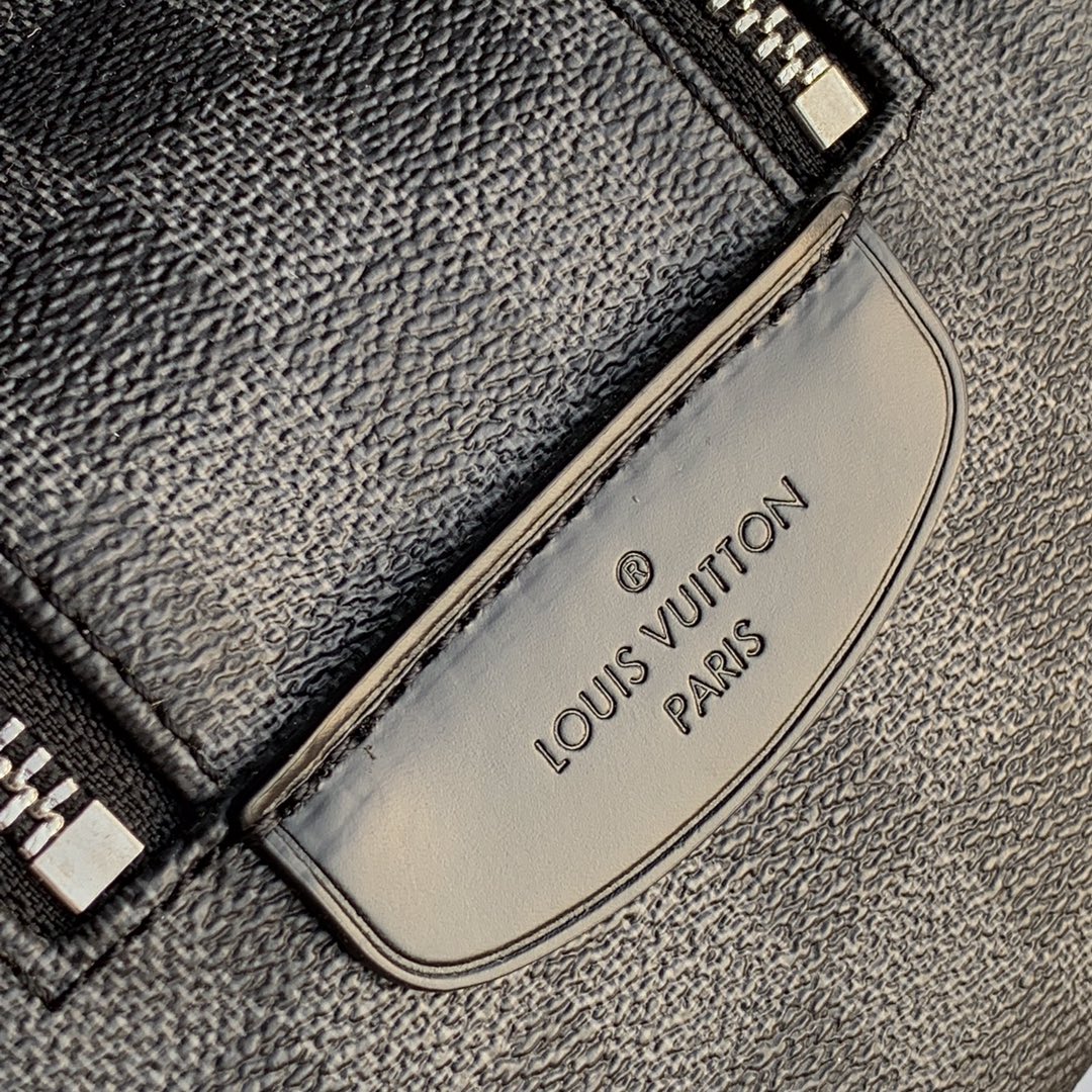 Louis Vuitton Cosmetic Bag-M47528-28*16*13CM Louis Vuitton Cosmetic Bag-M47528-28*16*13CM