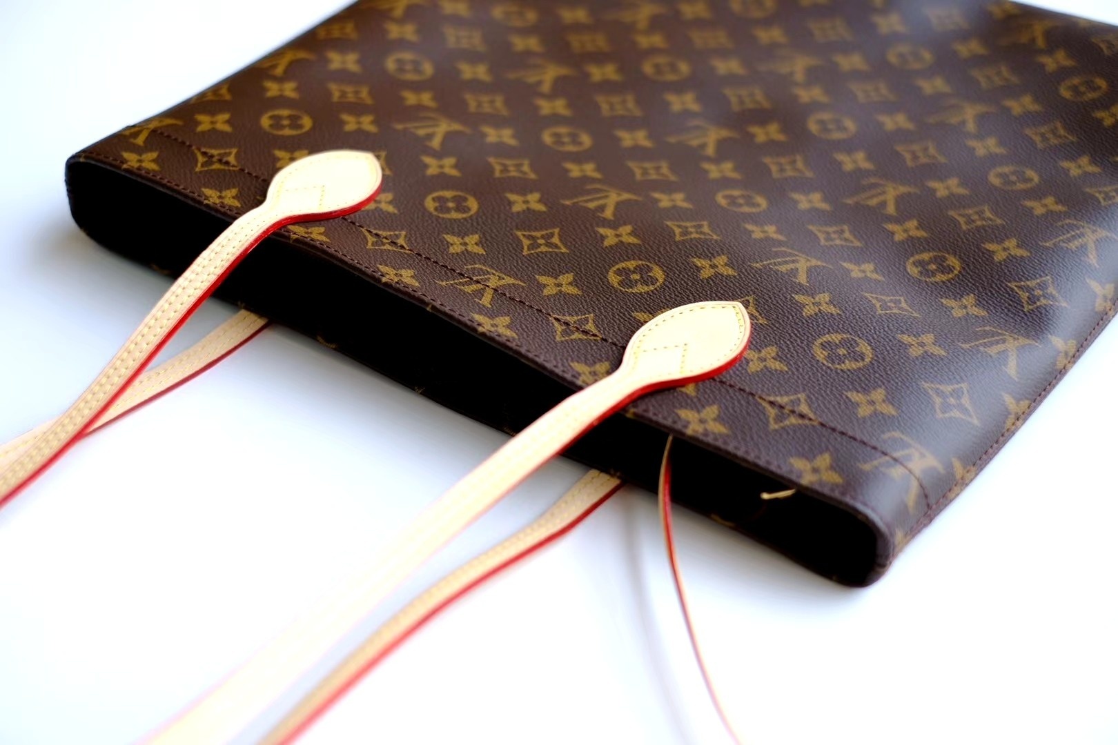 Louis Vuitton Carry It Bag-M45199-37*38*3CM
