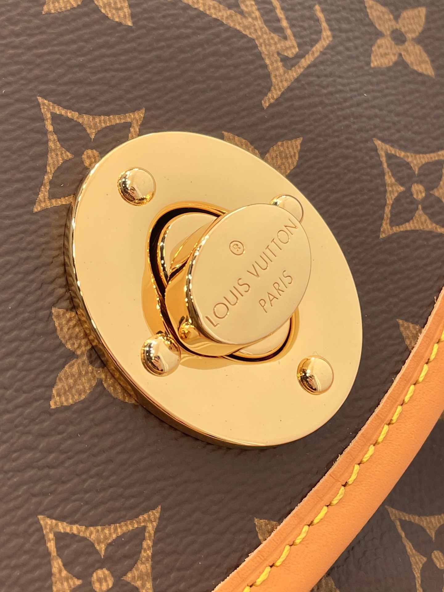 Louis VuittonTulum Bag- M40075-34x28x14CM