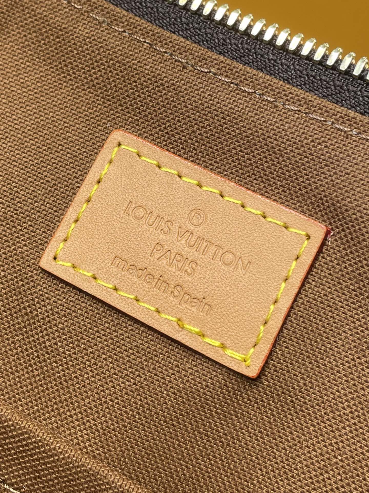 Louis VuittonTulum Bag- M40075-34x28x14CM