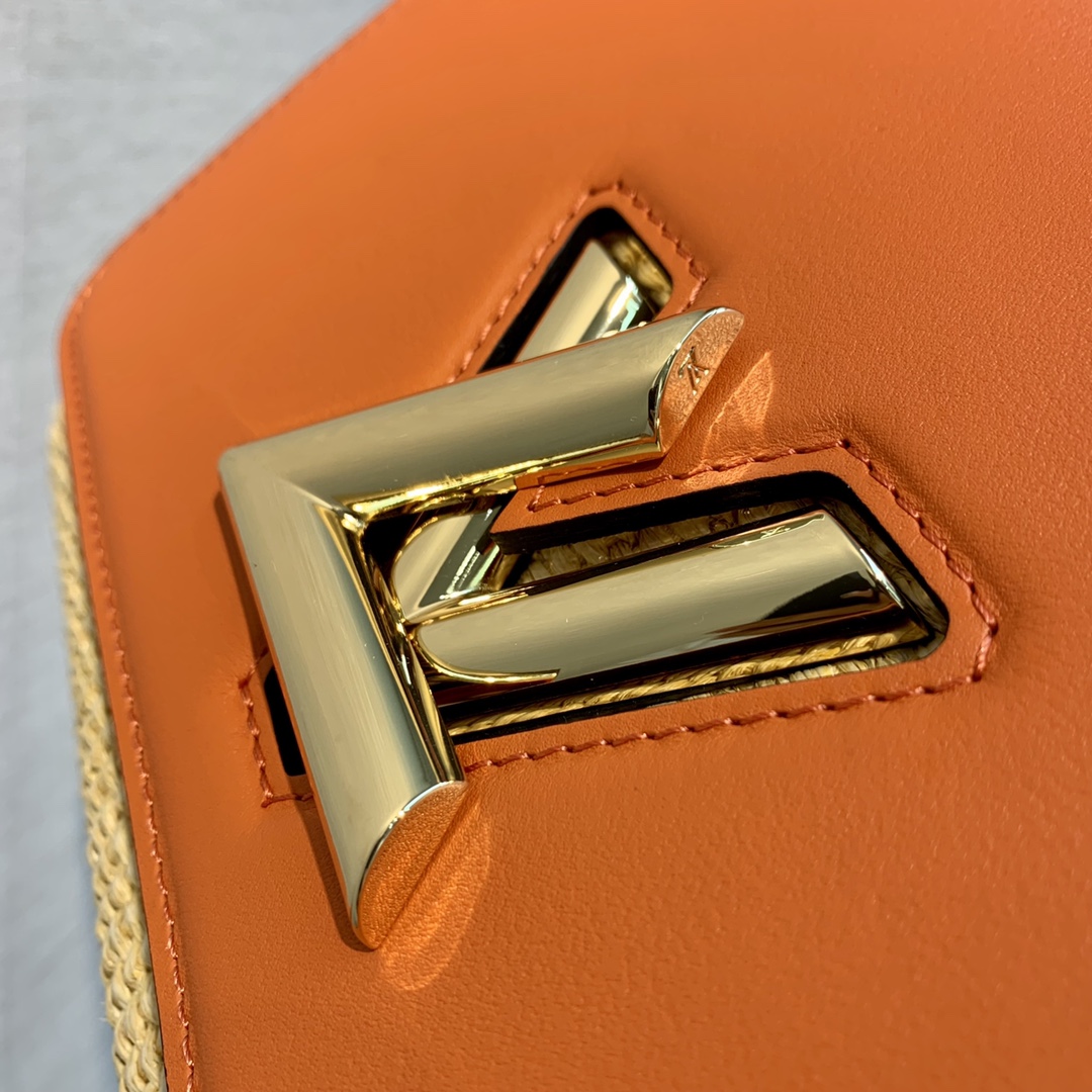Louis Vuitton Twist MM-23*18*8CM