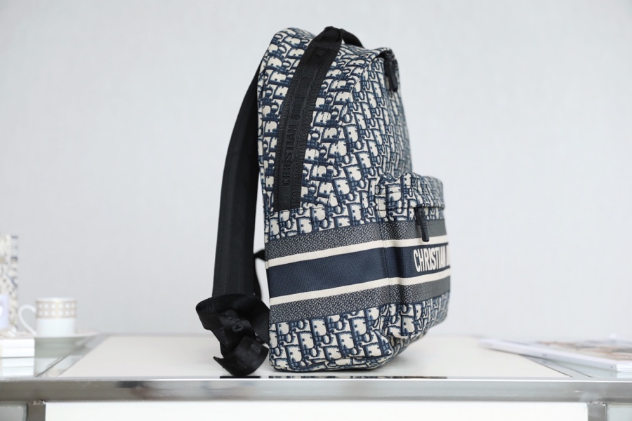 Diro Oblique Backpack-42x33x15CM