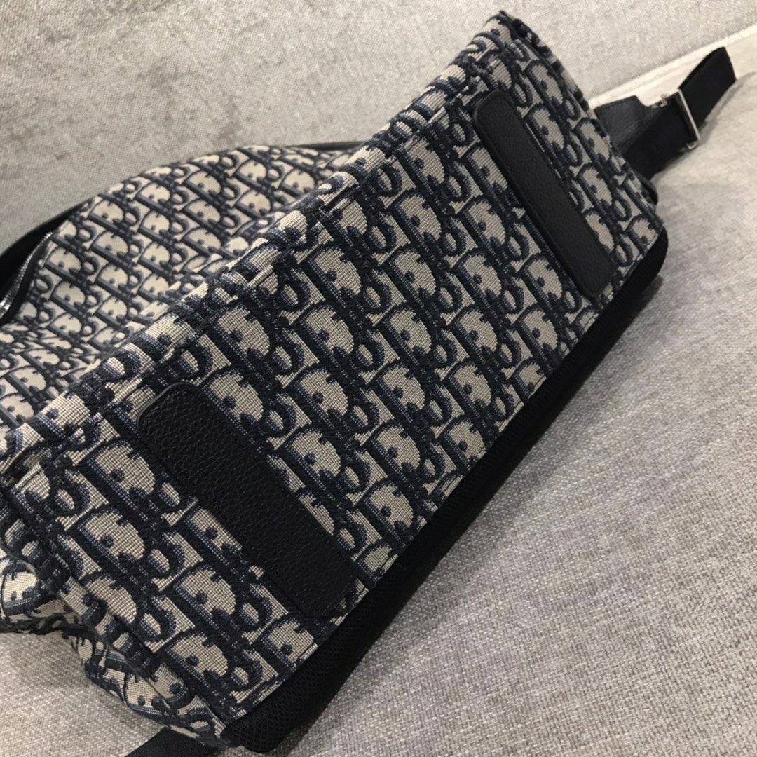 Diro Oblique Backpack-42x33x15CM