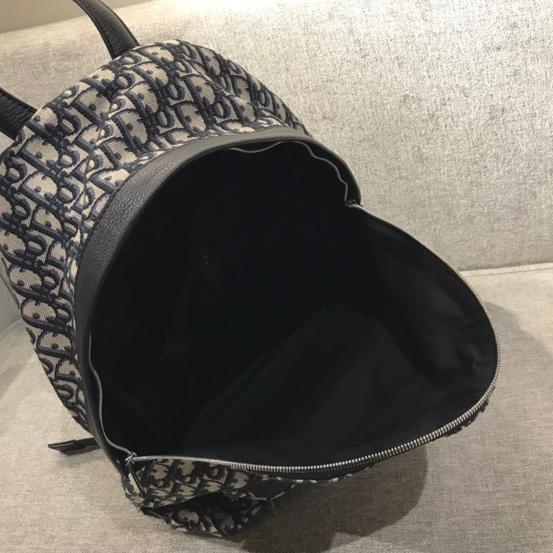 Diro Oblique Backpack-42x33x15CM