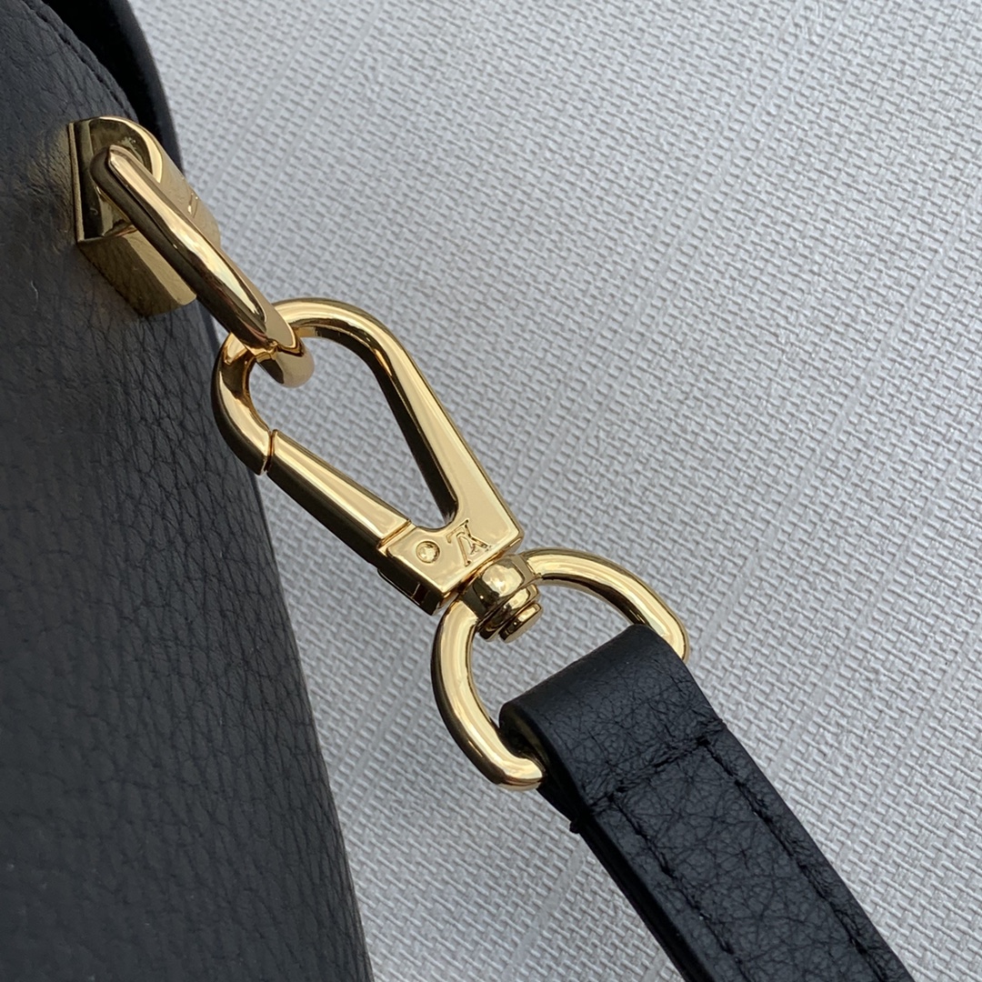 Louis Vuitton Twist -18*13*9CM