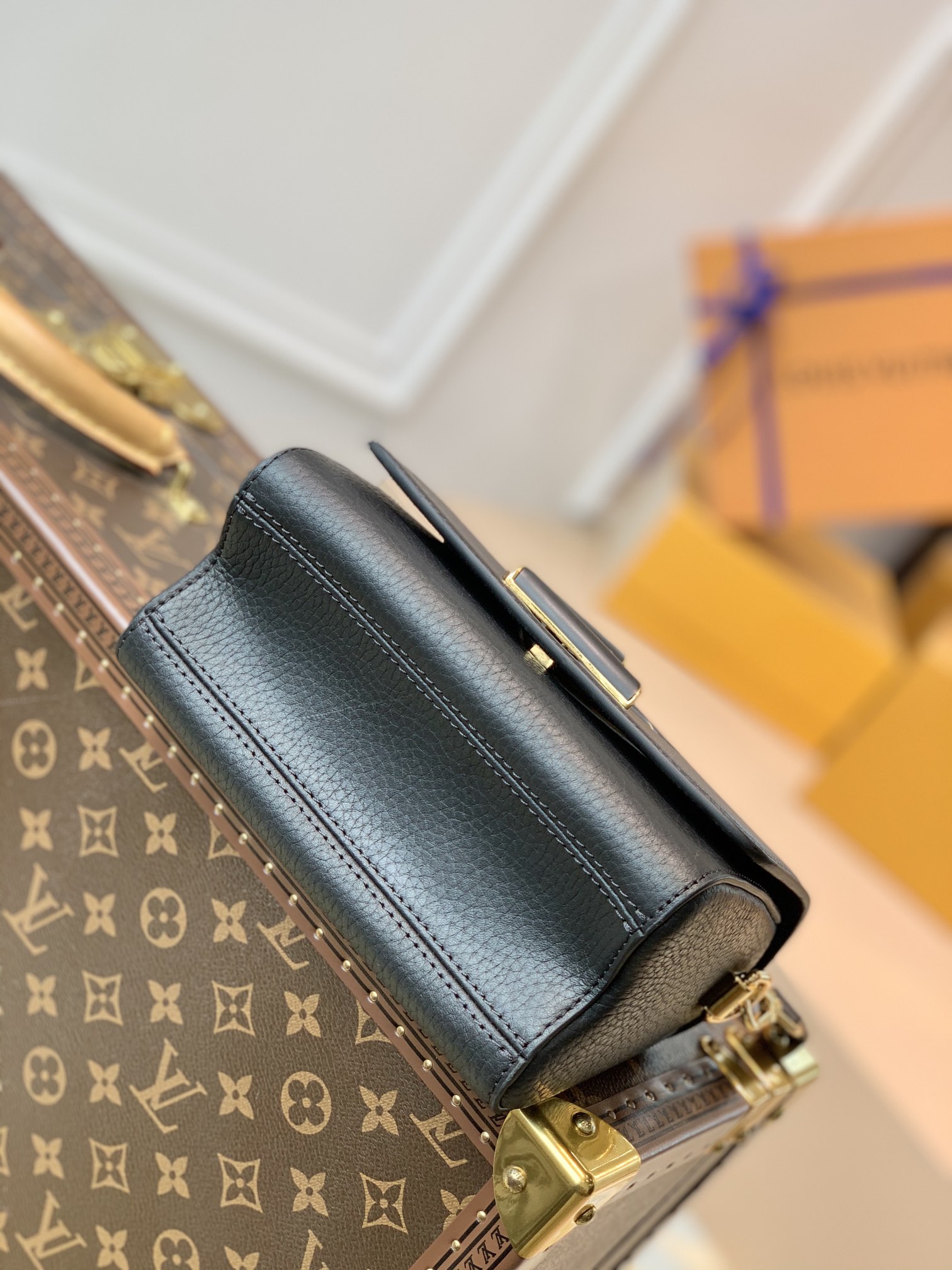 Louis Vuitton Twist -18*13*9CM