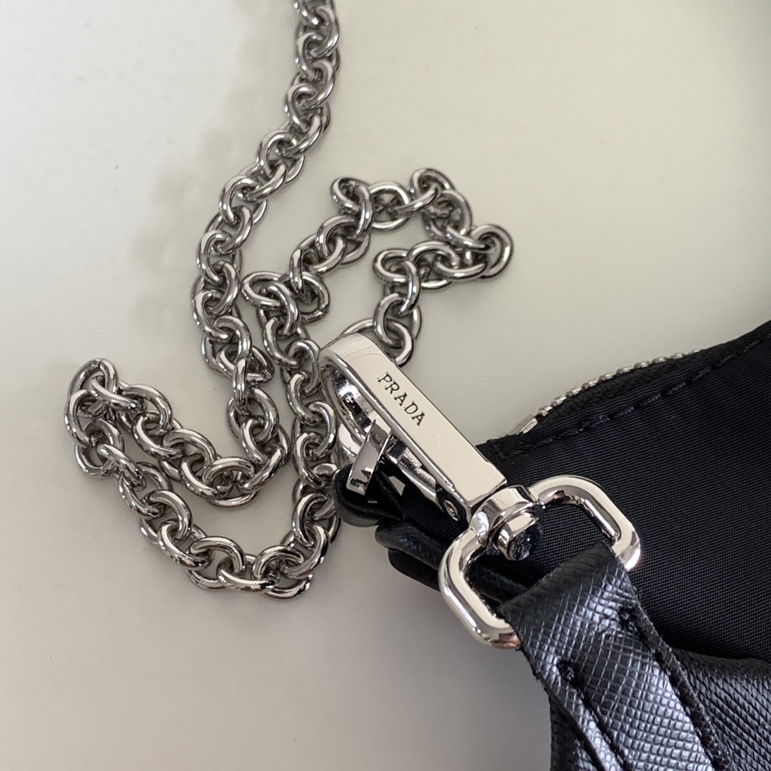 Prada Re-Edition 2005 Nylon Bag-22*12*5CM Prada Re-Edition 2005 Nylon Bag-22*12*5CM
