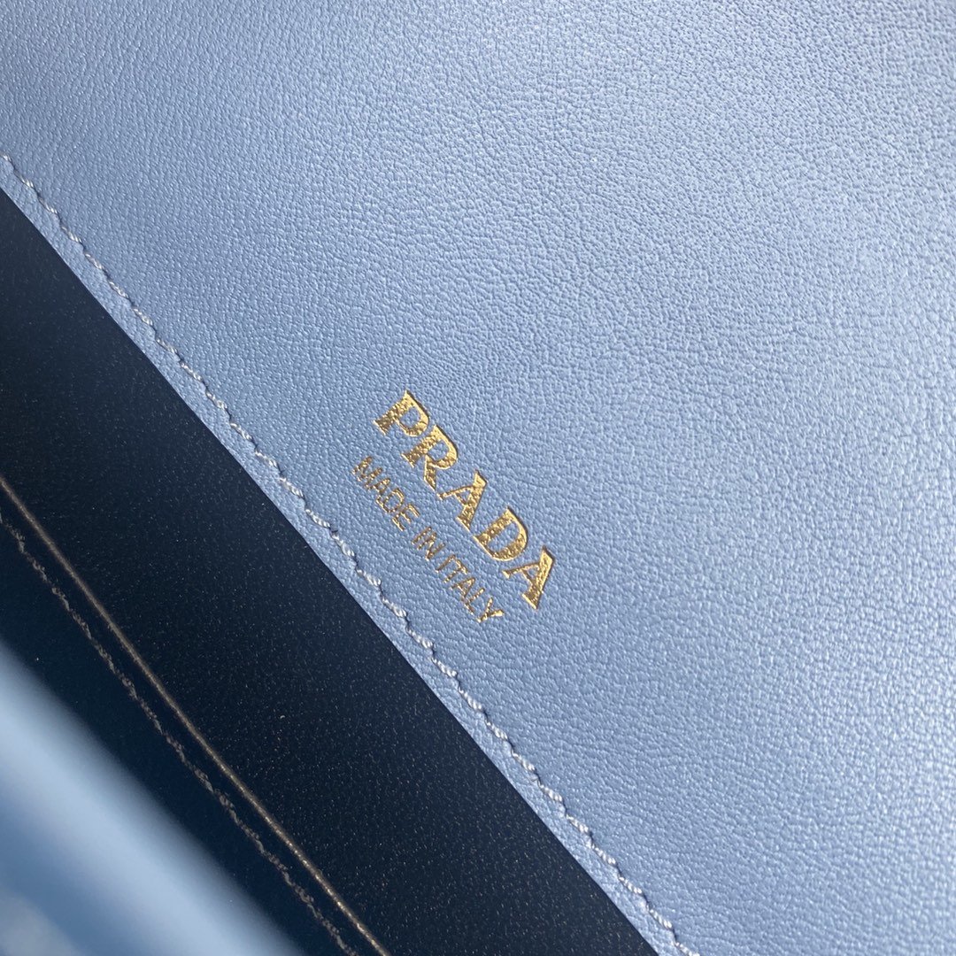 Prada 1BP020 Saffiano Chain Bag-20*12*4CM