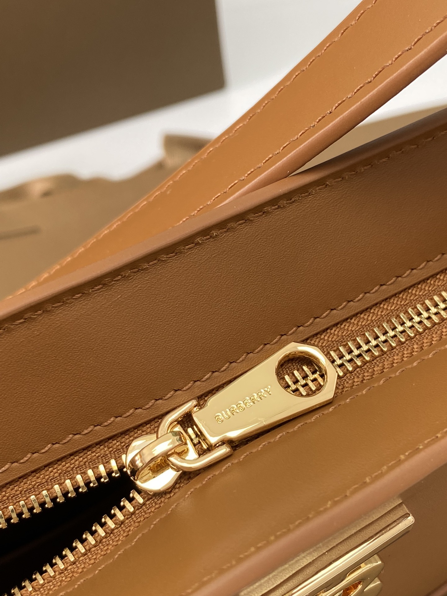Burberry Shoulder Bag-28*5*14CM