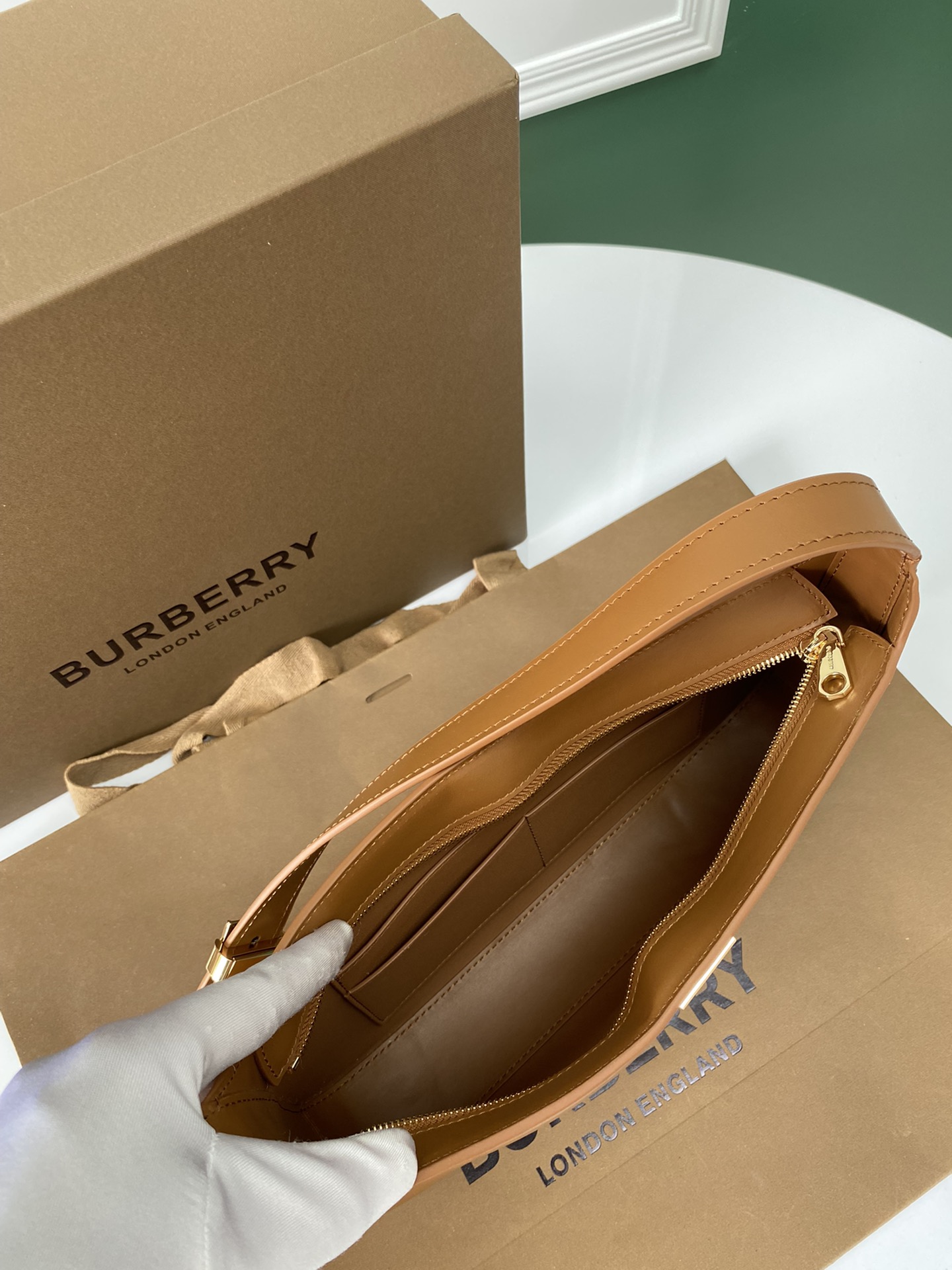 Burberry Shoulder Bag-28*5*14CM