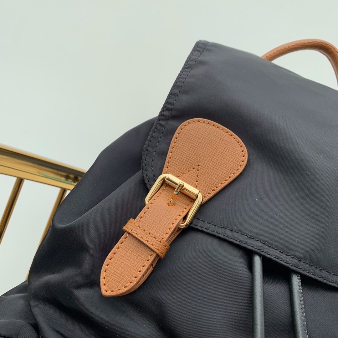 Burberry Rucksack Backpack-28X42CM