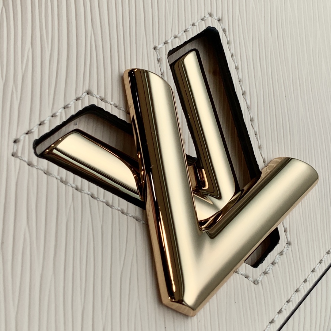Louis Vuitton Twist -18*13*9CM
