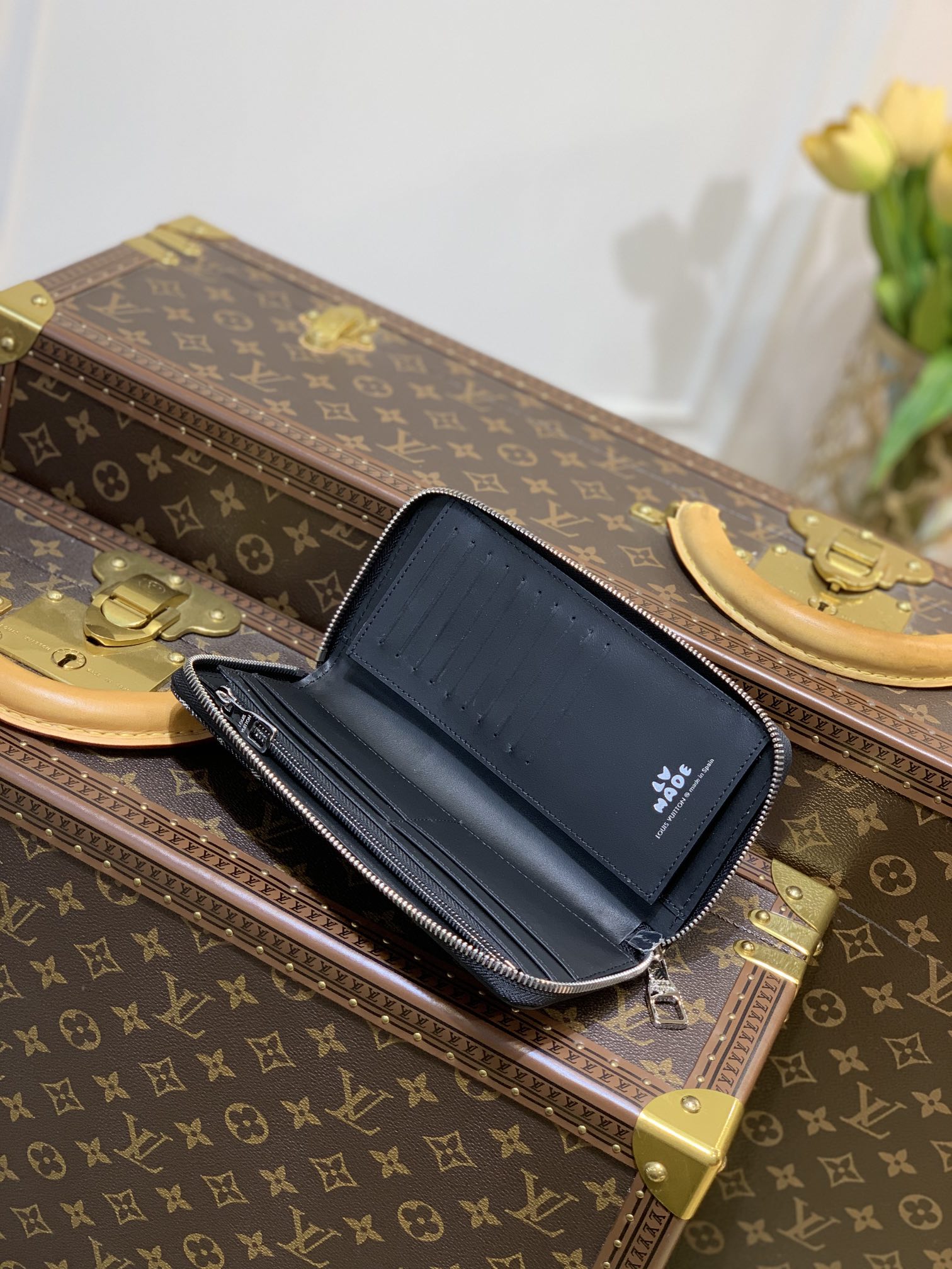 Louis Vuitton Zippy Vertical Wallet M63095-20*10CM