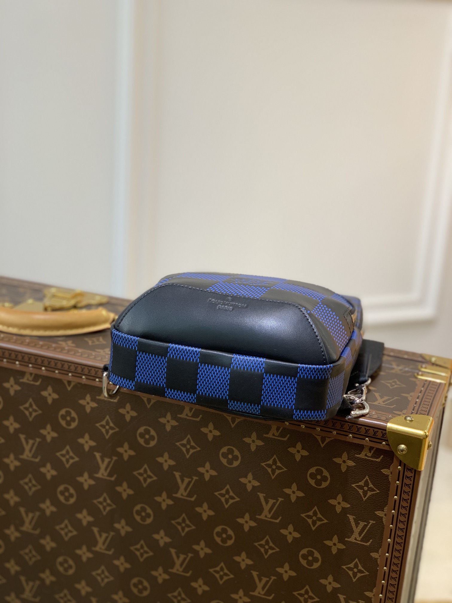 Louis Vuitton Damier Graphite Avenue Bag-20 *31 x*10CM