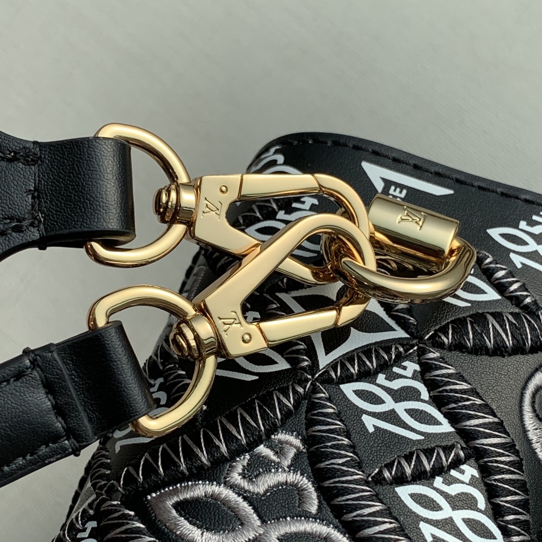 Louis Vuitton Twist MM-23*18*8CM