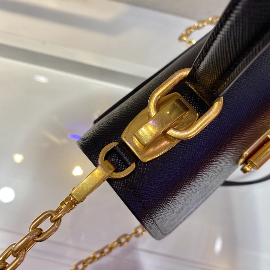 Prada 1BD021 Chain Bag-20*17*8.5CM