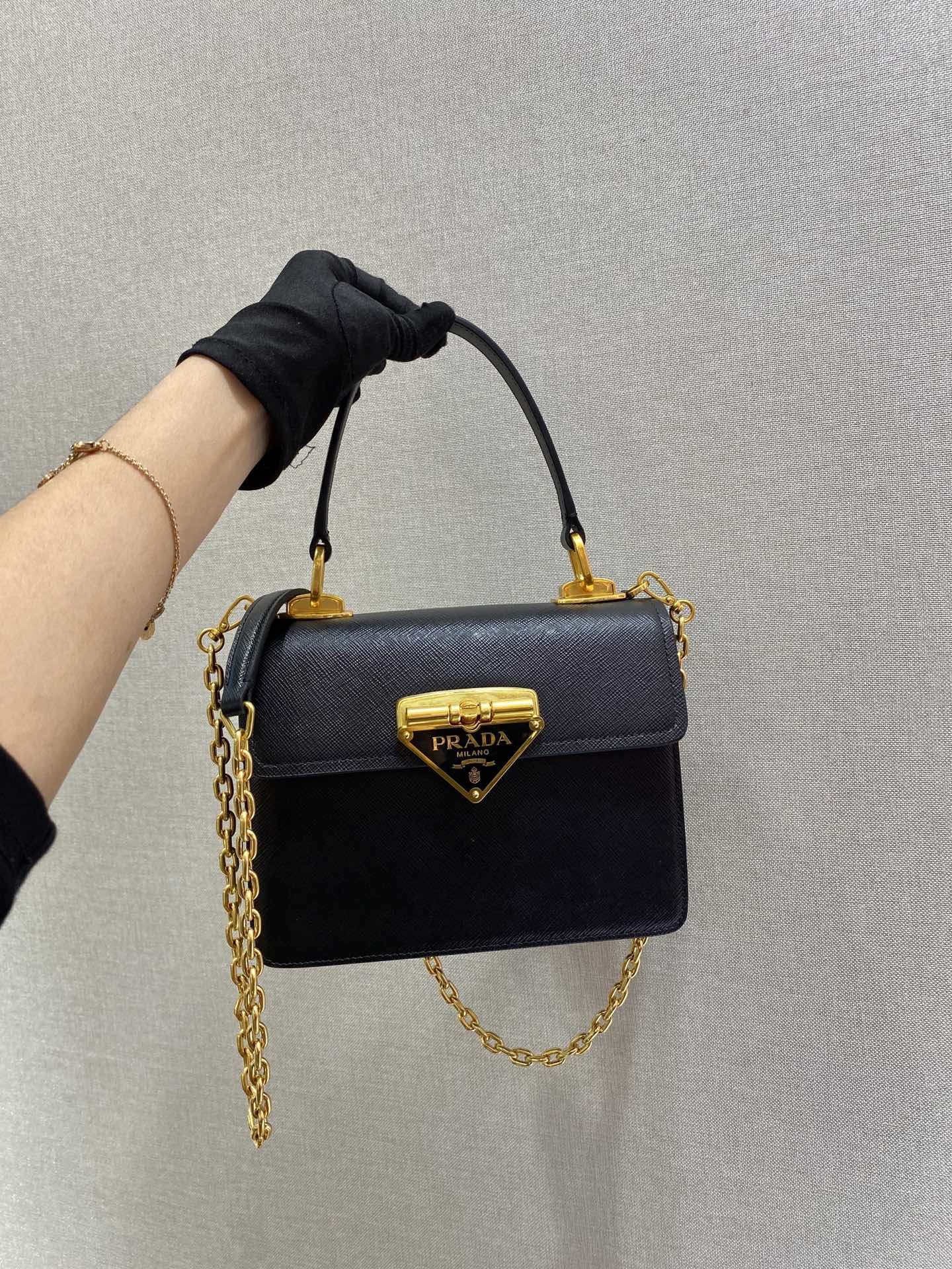Prada 1BD021 Chain Bag-20*17*8.5CM