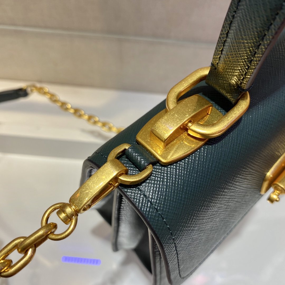 Prada 1BD021 Chain Bag-20*17*8.5CM