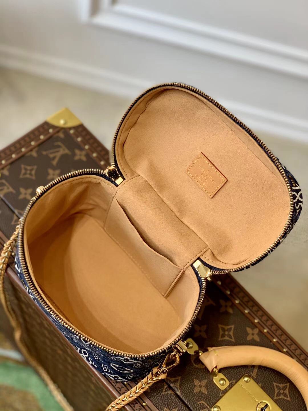 Louis Vuitton Since 1854 Vanity-14*19*10CM