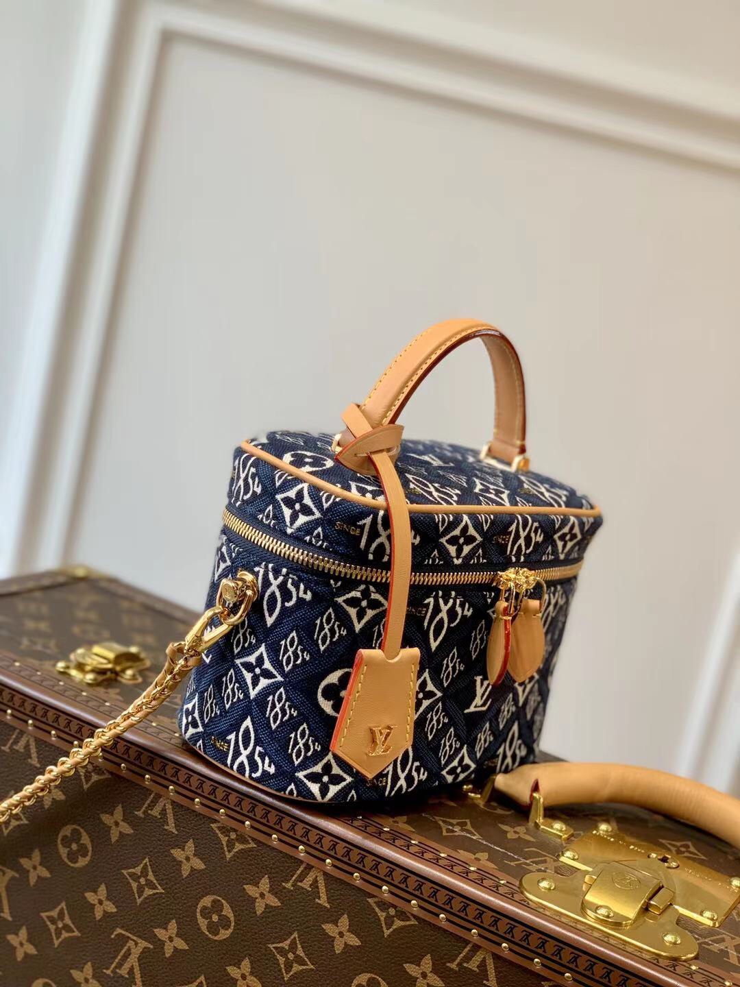 Louis Vuitton Since 1854 Vanity-14*19*10CM