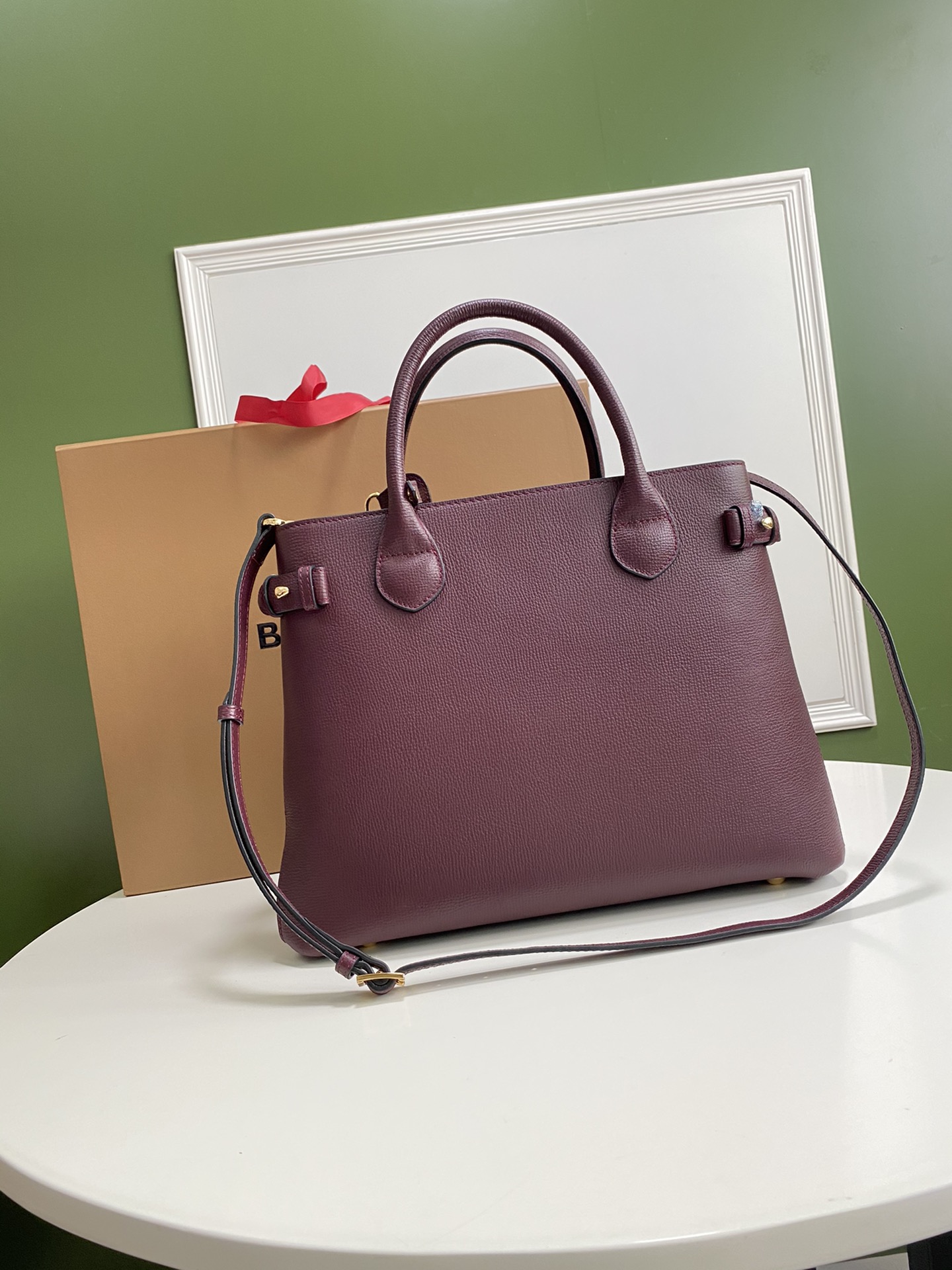 Burberry The Banner-34*16*25CM