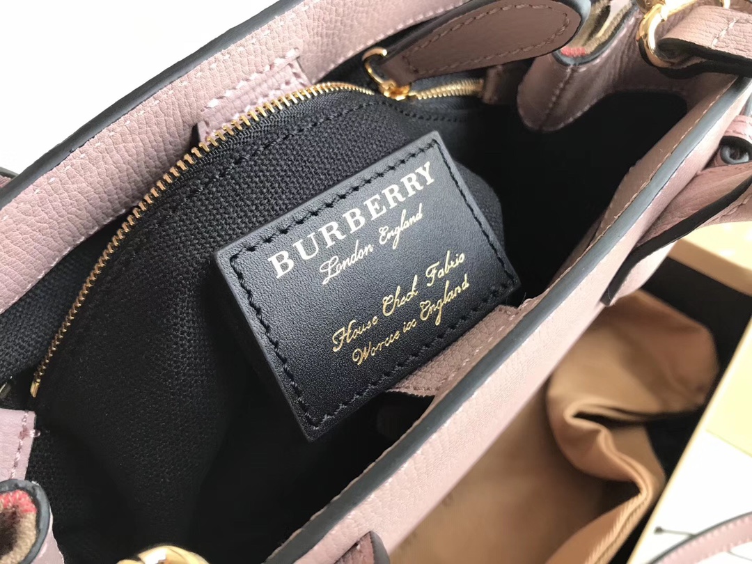 Burberry The Banner-34*16*25CM