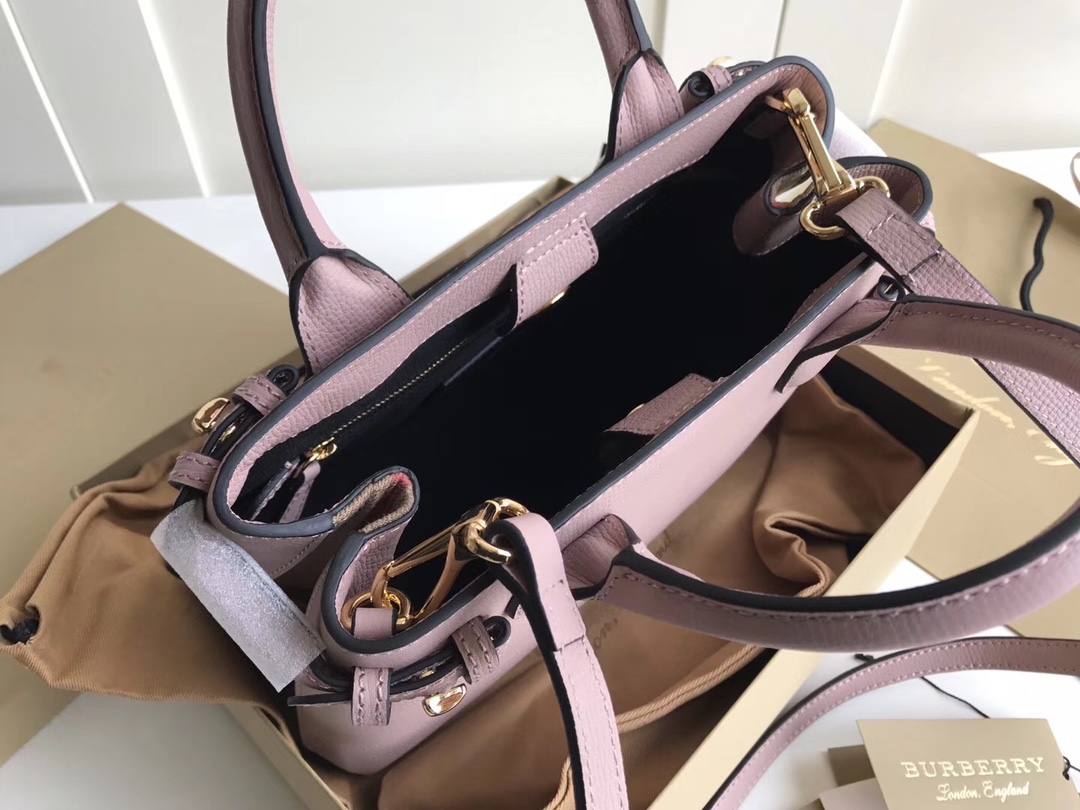Burberry The Banner-34*16*25CM