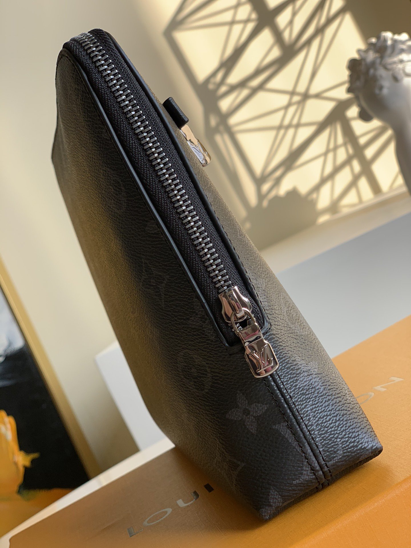 Louis Vuitton New Pouch-21*27*5CM