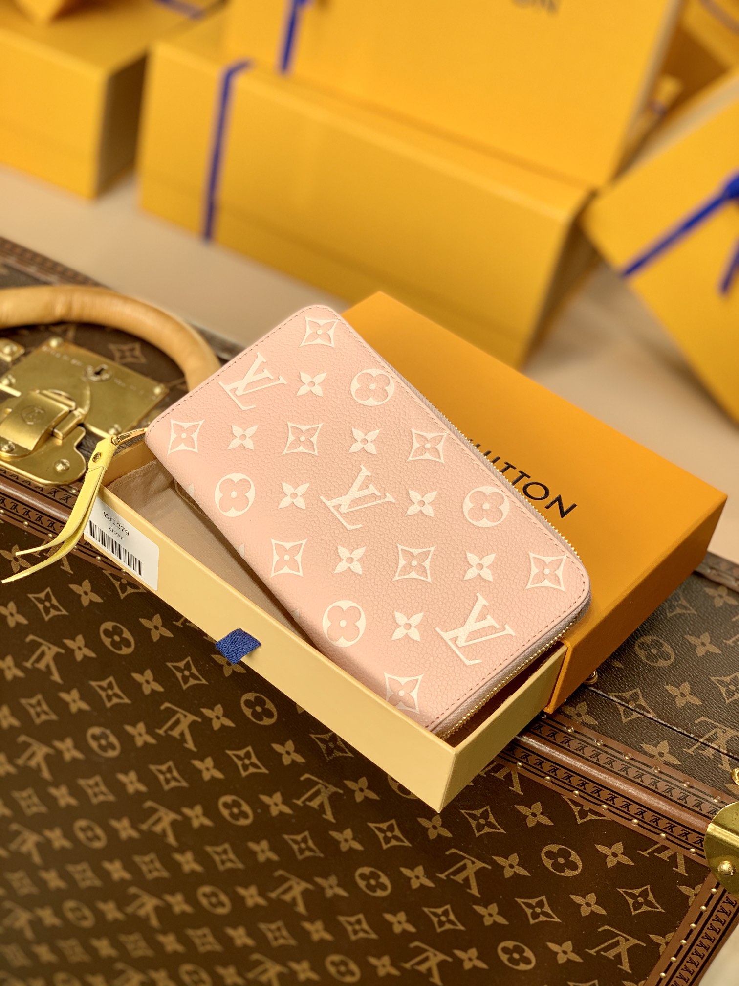 Louis Vuitton Spring in the City Zippy Wallet M81280-19.5×10.5×2.5CM