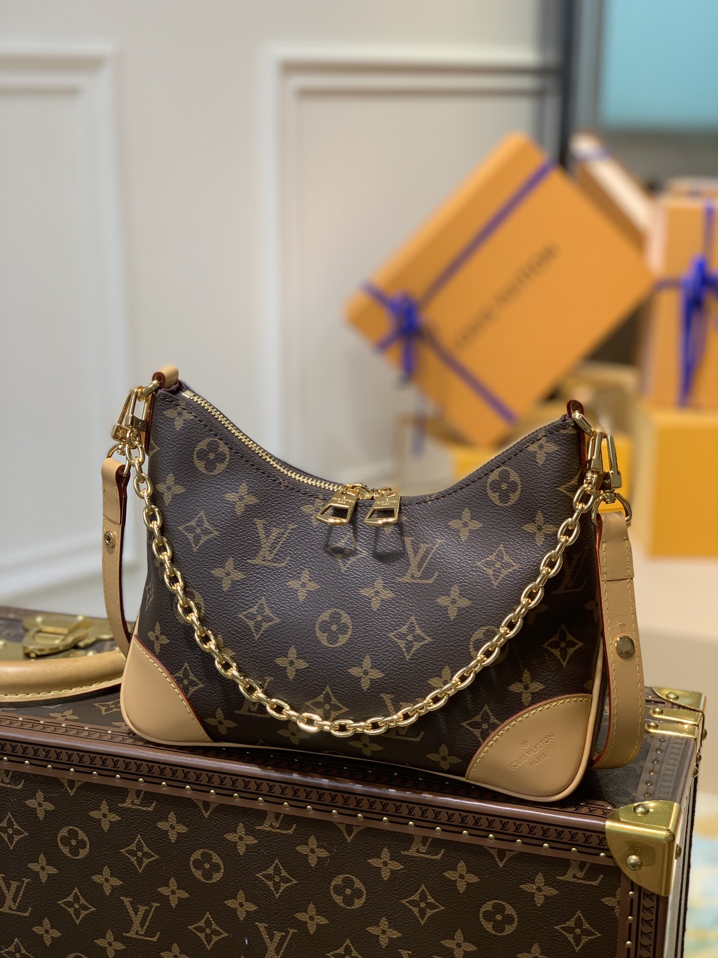 Louis Vuitton Odeon Handbags-M45831-27*16*10CM
