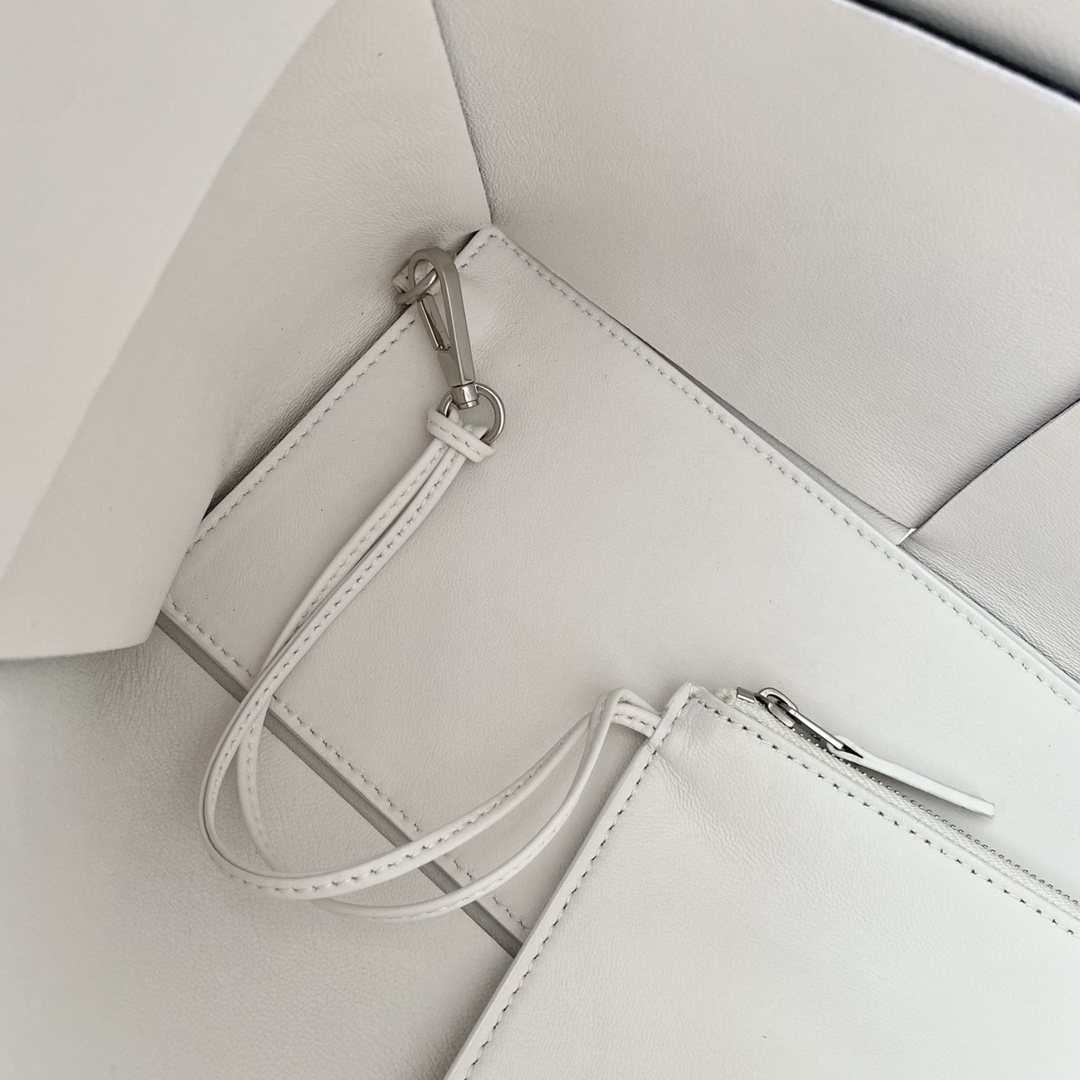 Bottega VenetaTote-41×27×14CM