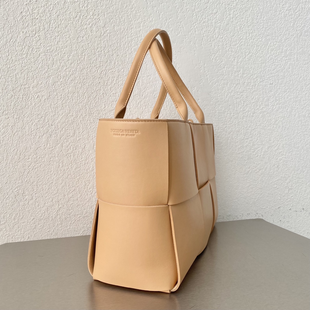 Bottega VenetaTote-41×27×14CM
