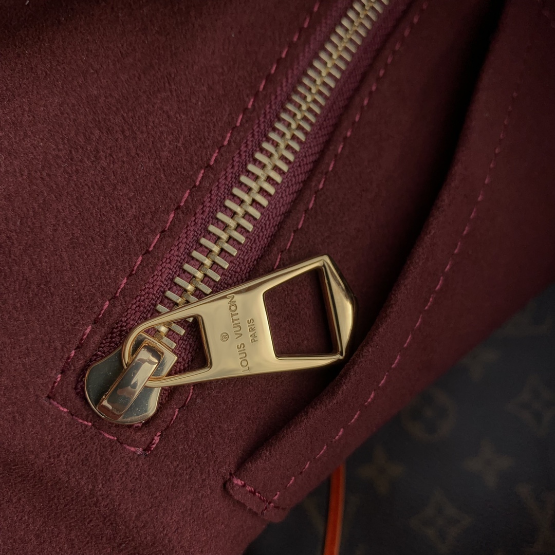 Louis Vuitton CarryAll Bag-M46203-29*24*12CM