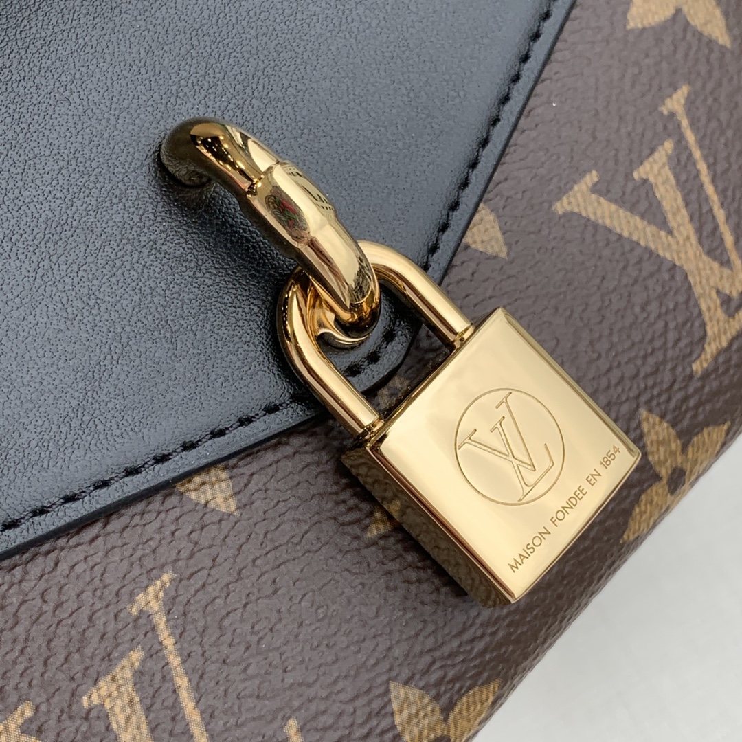 Louis Vuitton Padlock on Strap-19×11×3CM Louis Vuitton Padlock on Strap-19×11×3CM