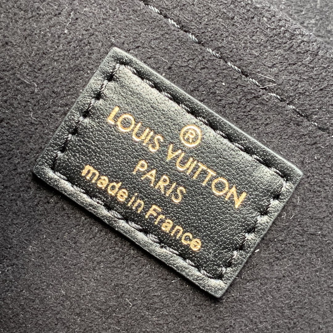 Louis Vuitton Padlock on Strap-19×11×3CM Louis Vuitton Padlock on Strap-19×11×3CM