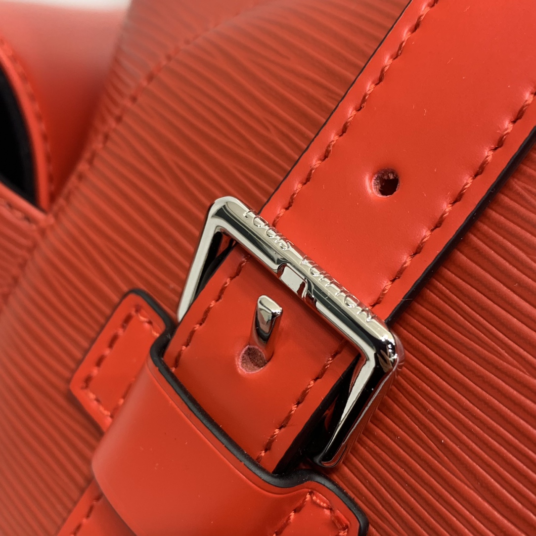 Louis Vuitton SupremeBackpack-M41379-34*13*47CM