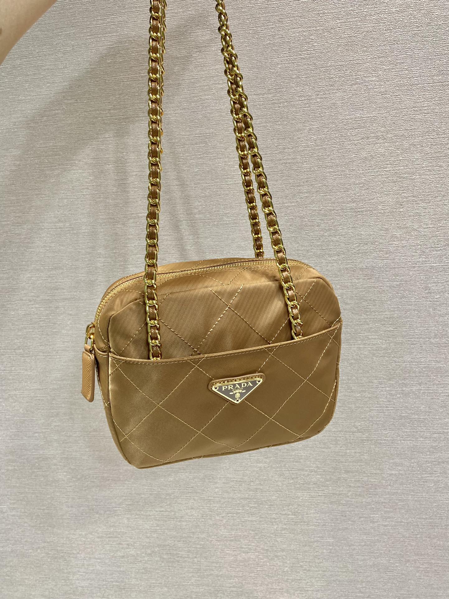 Prada 1BD632 Vintage Bag-19*14*6CM
