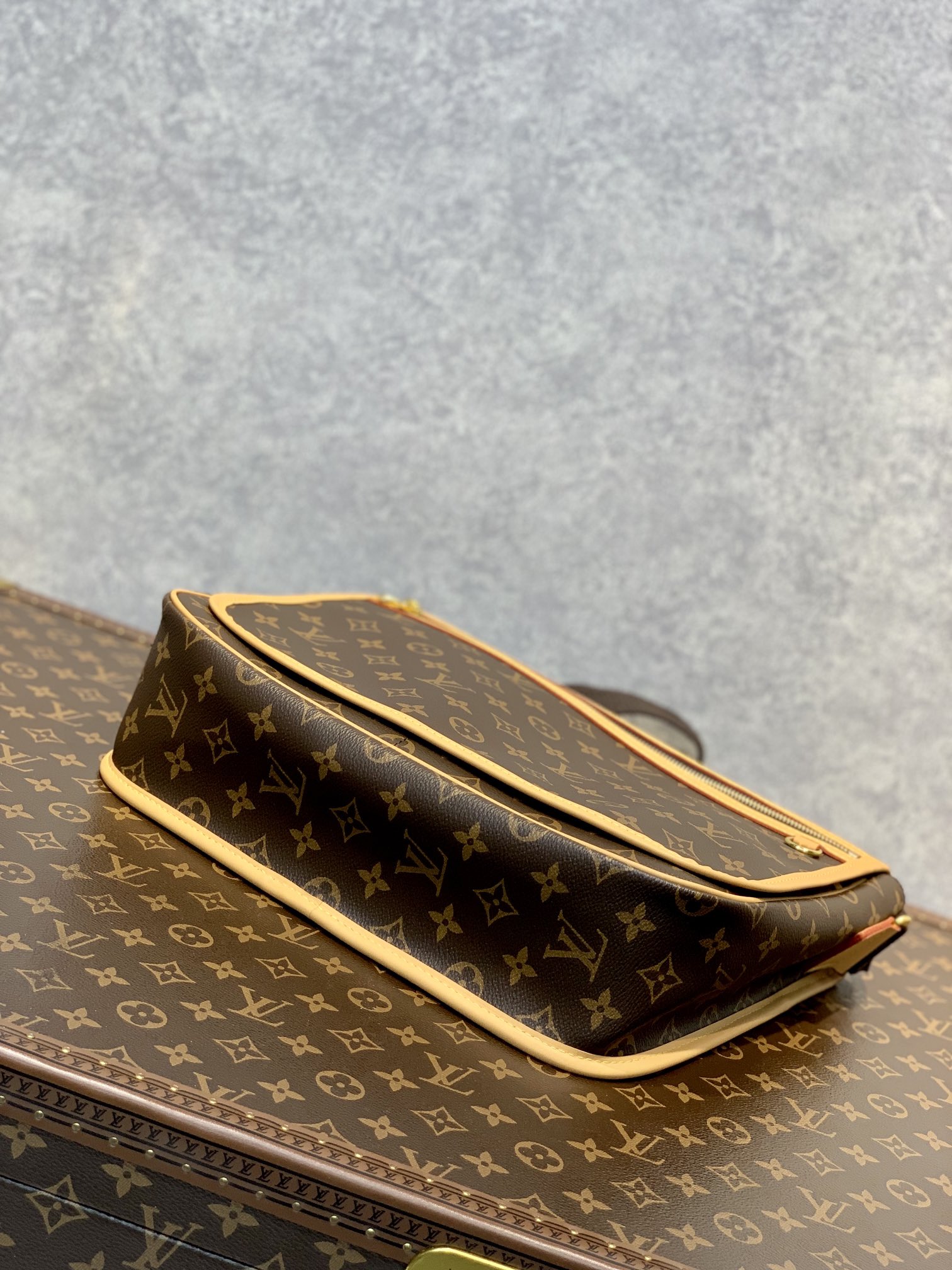 Louis Vuitton M40105 Vintage Bag-34×9.5×26CM