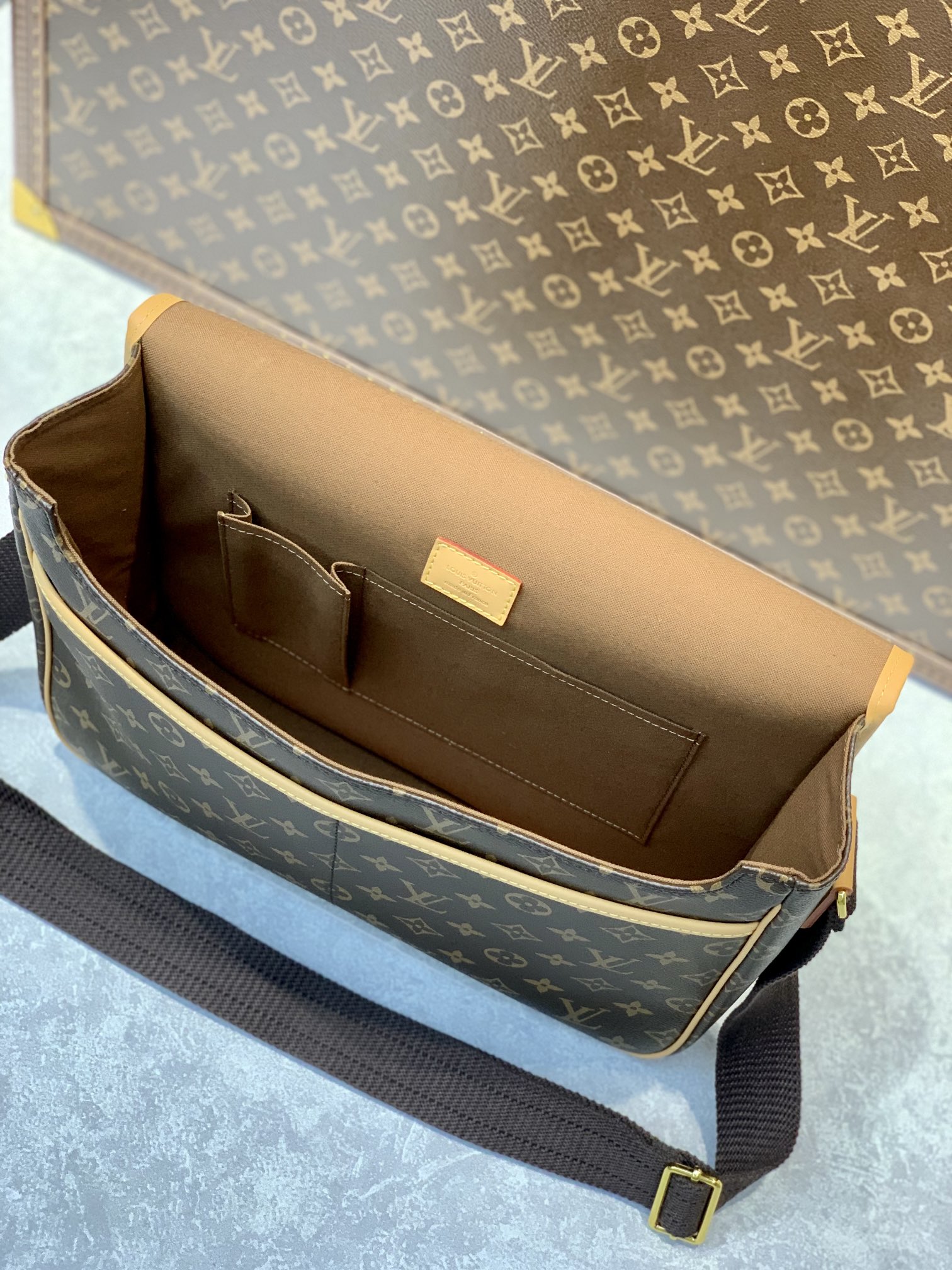 Louis Vuitton M40105 Vintage Bag-34×9.5×26CM