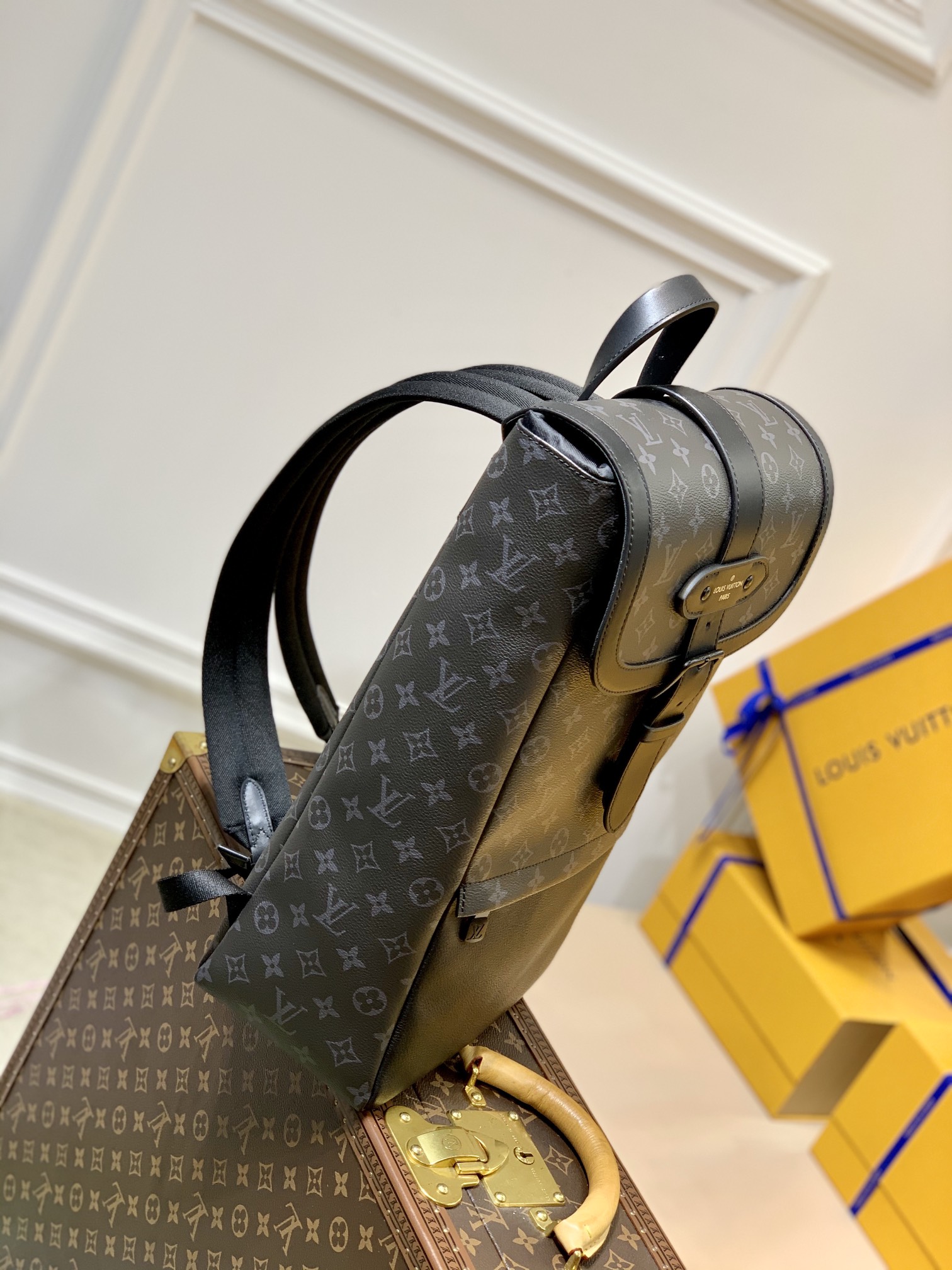 Louis Vuitton M45913 Saumur Backpack-27*42*13CM
