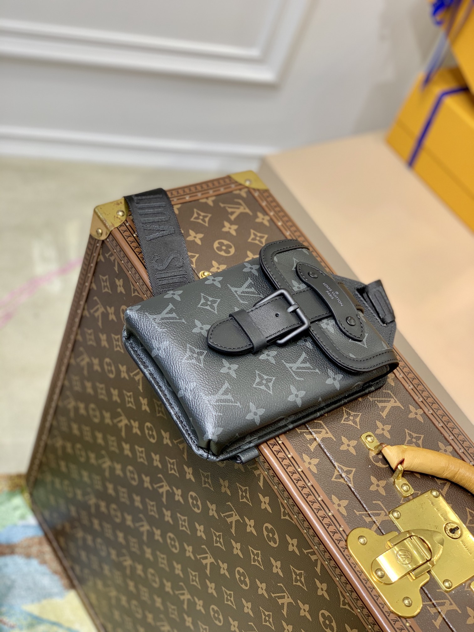 Louis Vuitton M45912 Saumur Crossboby Bag-13*18*3.5CM Louis Vuitton M45912 Saumur Crossboby Bag-13*18*3.5CM