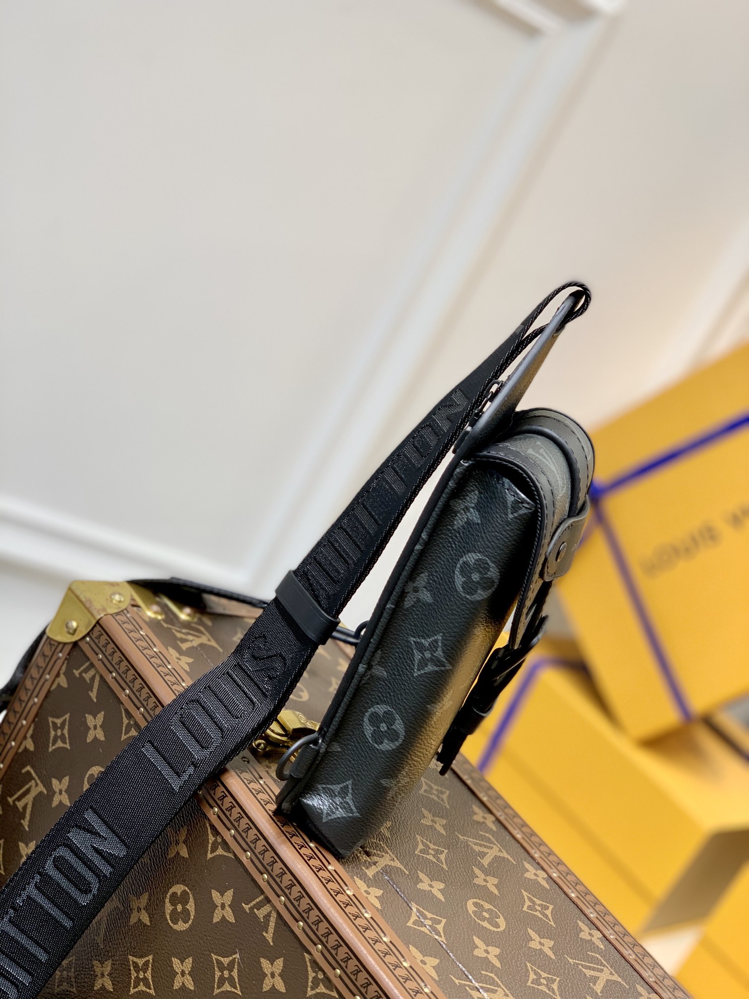 Louis Vuitton M45912 Saumur Crossboby Bag-13*18*3.5CM Louis Vuitton M45912 Saumur Crossboby Bag-13*18*3.5CM