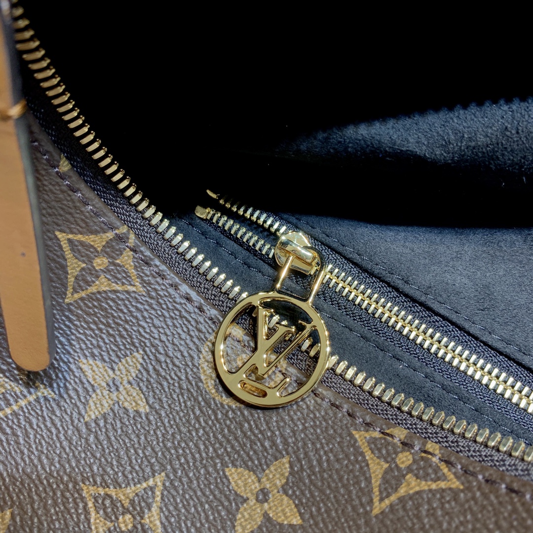 Louis Vuitton M46311 Vintage Marel Bag-38*30*10CM