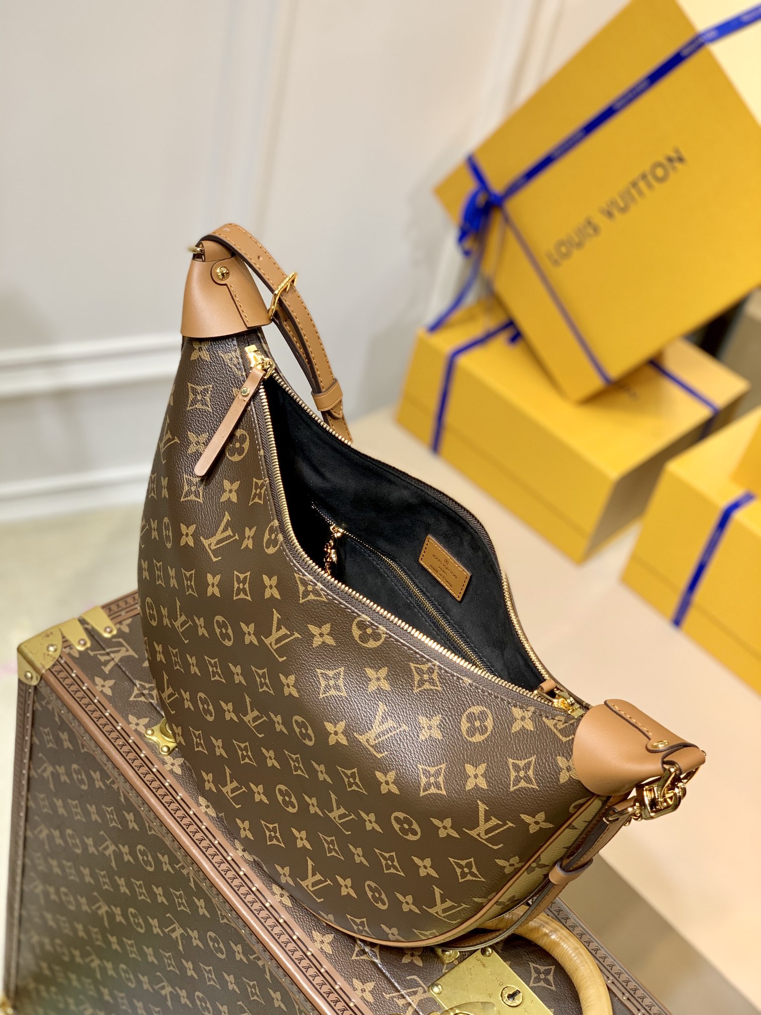 Louis Vuitton M46311 Vintage Marel Bag-38*30*10CM