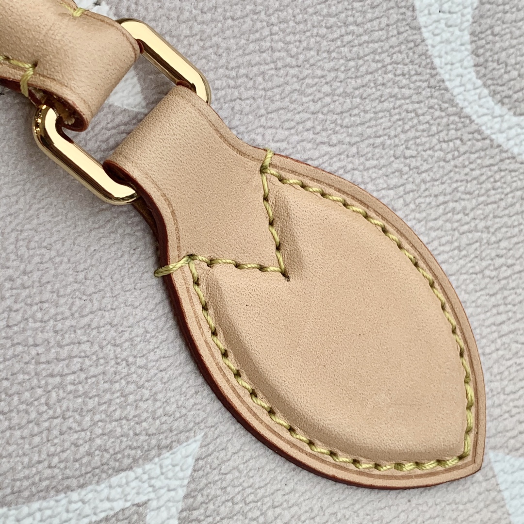 Louis Vuitton By The Pooll Onthego Handbag-35*27*14CM