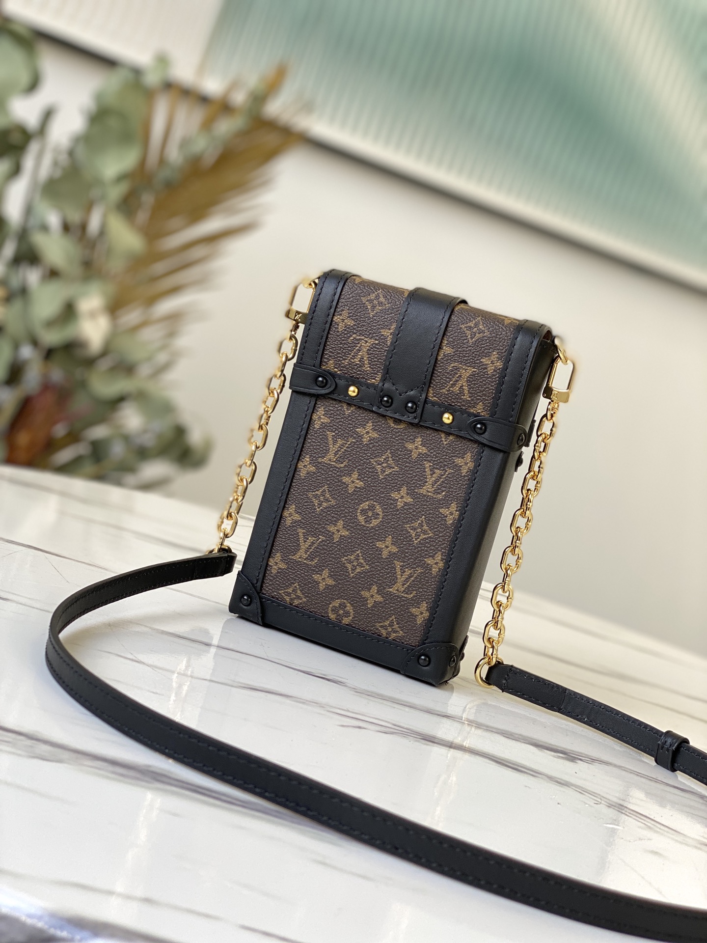 Louis Vuitton Trunk Vertical-11*17.5*3.5CM