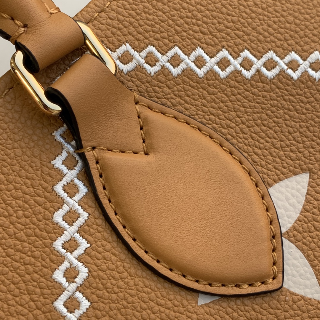Louis Vuitton By The Pooll Onthego Handbag-35*27*14CM
