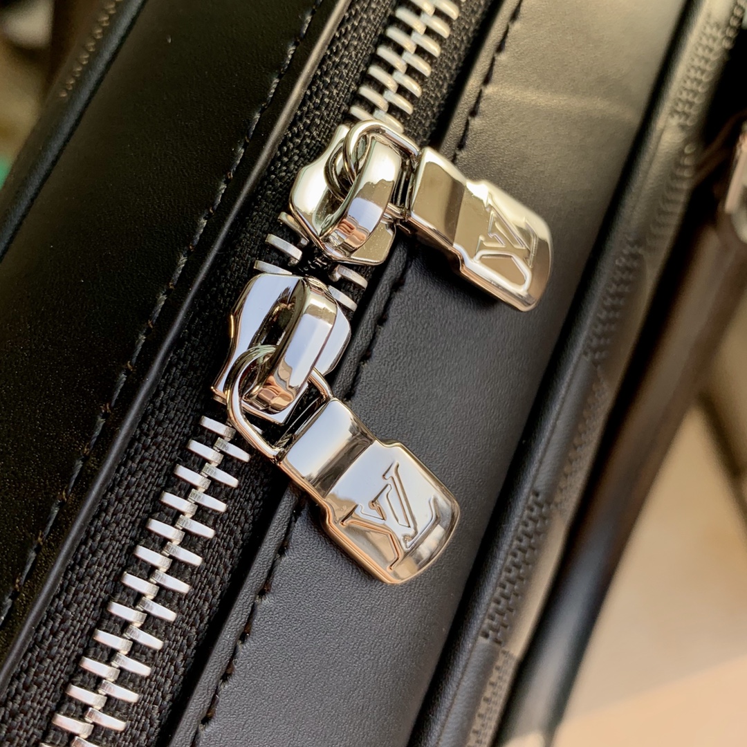 Louis Vuitton N45288 Damier Infini Onyx Sirius -35*27*7M Louis Vuitton N45288 Damier Infini Onyx Sirius -35*27*7M