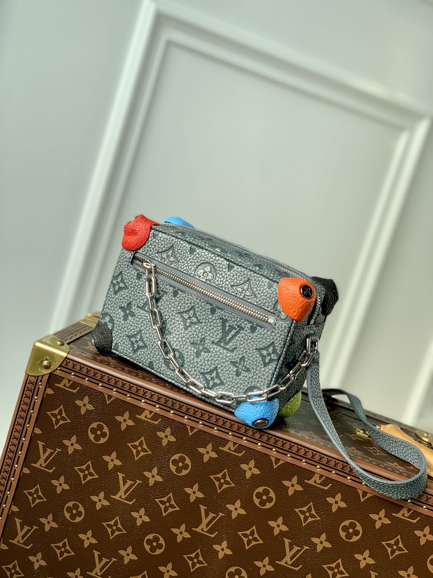 Louis Vuitton Mini Soft Trunk-M81606 -18*13*8M