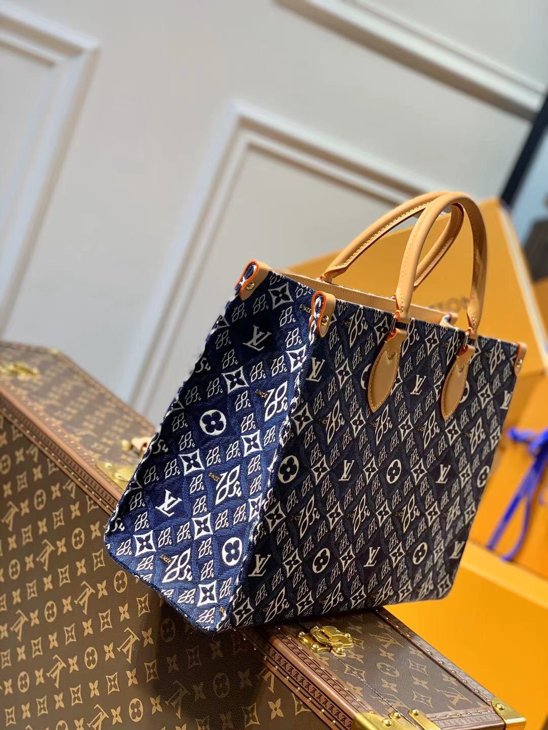 Louis Vuitton Small Onthego Handbag-35*28*15CM
